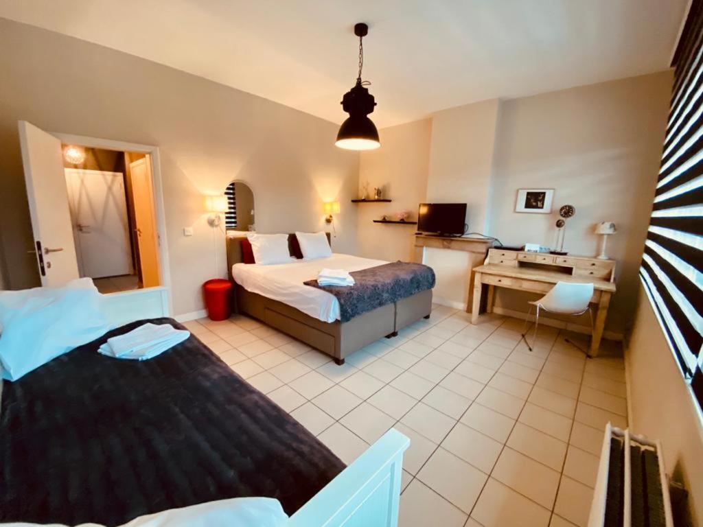 Fenetre Sur Le Standard De Liege Apartment Ougree Luaran gambar